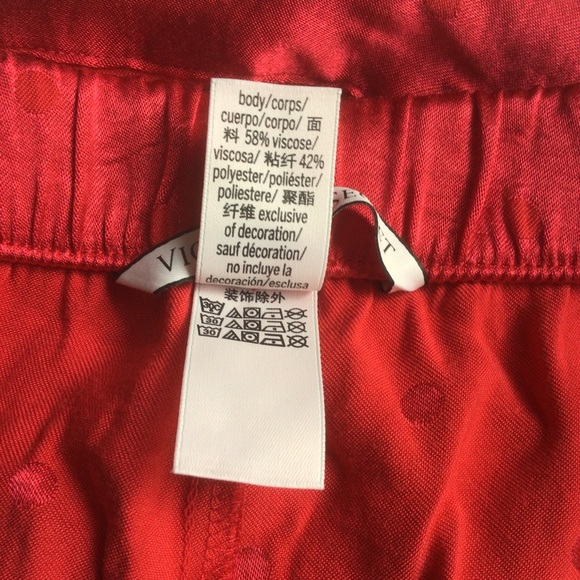 VICTORIAS SECRET RED POLKA DOT SATIN SLEEP SHORTS SMALL - Picture 6 of 10